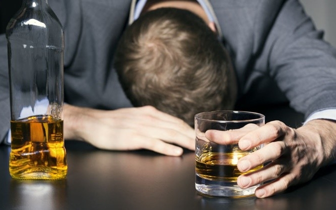 Drogfüggőséghez vezethet az alkohol