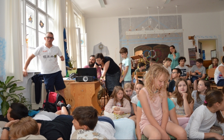 Boronkay Péter paralimpikon segíti a Waldorf-os diákok felkészülését
