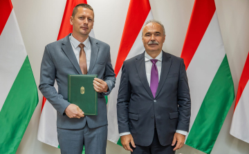 Miniszteri elismerésben részesült Kis Miklós