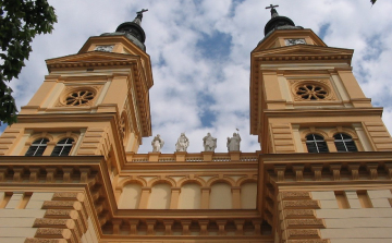 Hírek a Szent István Templomból