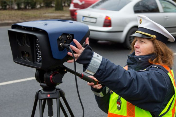 Mennyit fizetünk, ha elkap az új szuper traffipax?