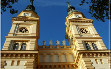 Hírek a Szent István Templomból