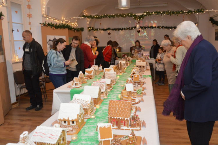 Építsük meg együtt Kiskunfélegyháza karácsonyi Mézeskalács Mesevárosát
