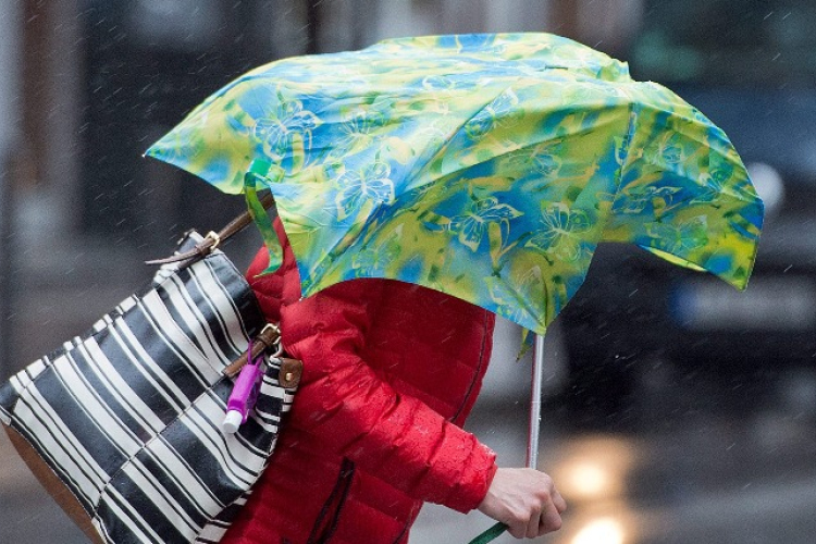 Esernyőket elő, szükség lesz rá!