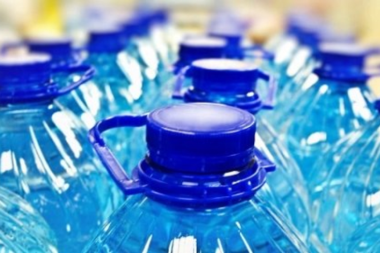 A biztonságosnak vélt műanyag palackok is mérgezők