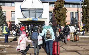 Több mint tízezren érkeztek kedden Ukrajnából