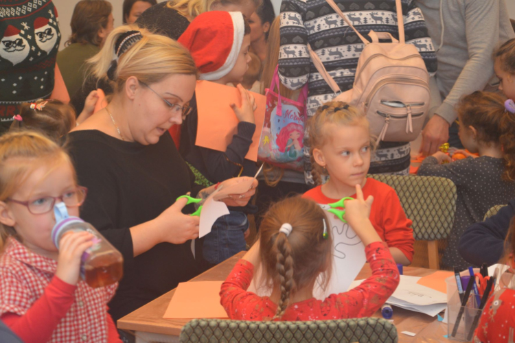 A könyvtárba már megérkezett a Mikulás