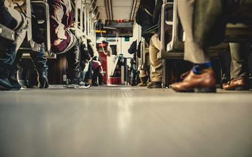 Egy római buszon szabták ki az első bírságot oltás nélküli utasra