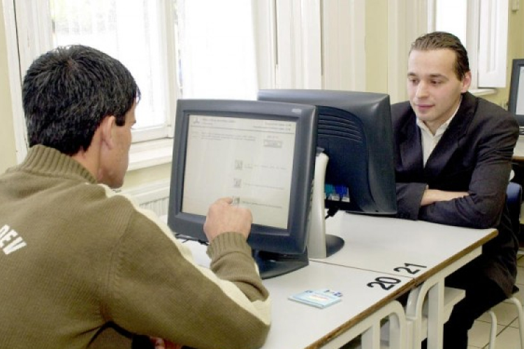 Változnak a KRESZ-vizsgák januártól