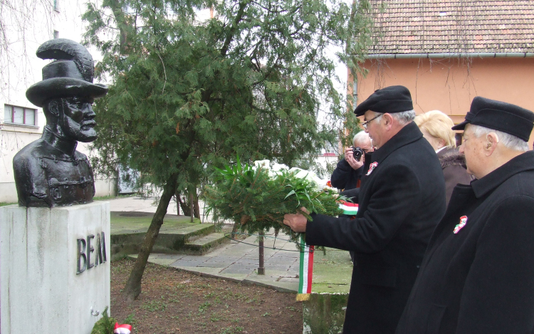 Főhajtás Bem József emléke előtt