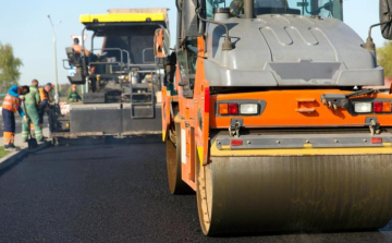 Megújul Tiszaalpáron a bokrosi összekötő út 2,7 kilométeres szakasza