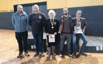 Versenyzéssel űzik a telet a Koppányok