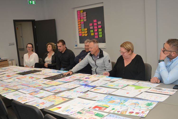 Elbírálták a Szilveszteri Futás rajzpályázatára beérkezett alkotásokat