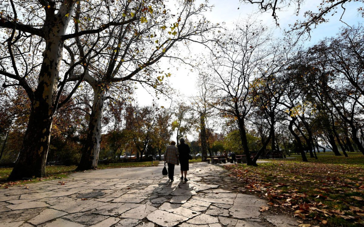 Kissé mérséklődik a meleg a hétvégén