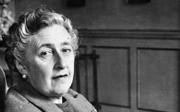 Százharminc éve született a krimi királynője, Agatha Christie 