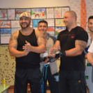 Győzelem a mázsás vasak felett