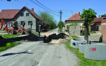 Az ütemterv szerint halad a csatornázás