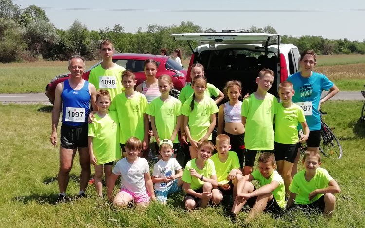 Kiválóan indított a JOGGING PLUS csipet csapata a „Nomád duatlonon”