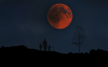 Vérhold ragyog az égen hétfőn