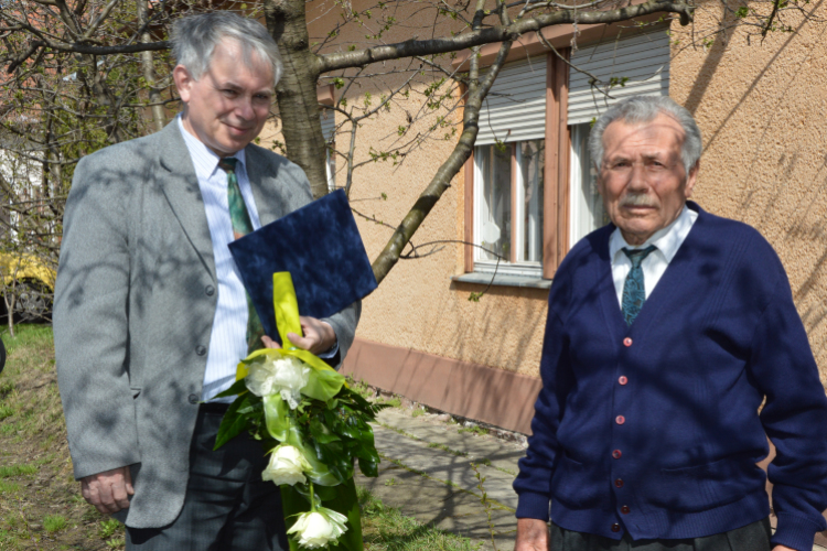 Ami nekünk történelem, az Sanyi bácsinak a gyerekkora