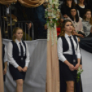 Szalagavató ünnepséget tartott a Móra Ferenc Gimnázium