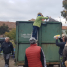 Rekord mennyiségű papírt gyűjtöttek össze a Platán Iskolában