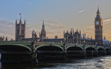 Januártól változnak a brit állampolgárok Magyarországra utazásának feltételei