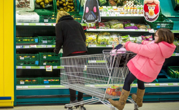 Meddig lesznek nyitva a boltok december 24-én?