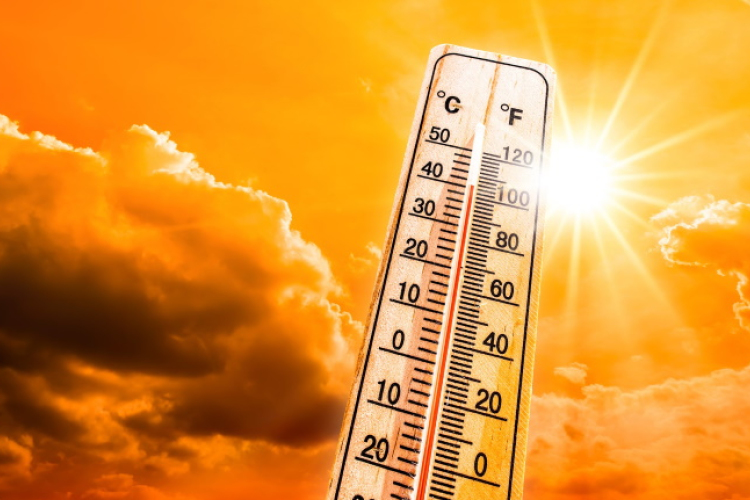 A jövőben hőség helyett magas középhőmérsékletre adja ki a figyelmeztető előrejelzéseket a meteorológiai szolgálat