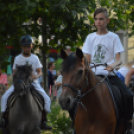 Felvonulással vette kezdetét a belvárosi lovas ünnep