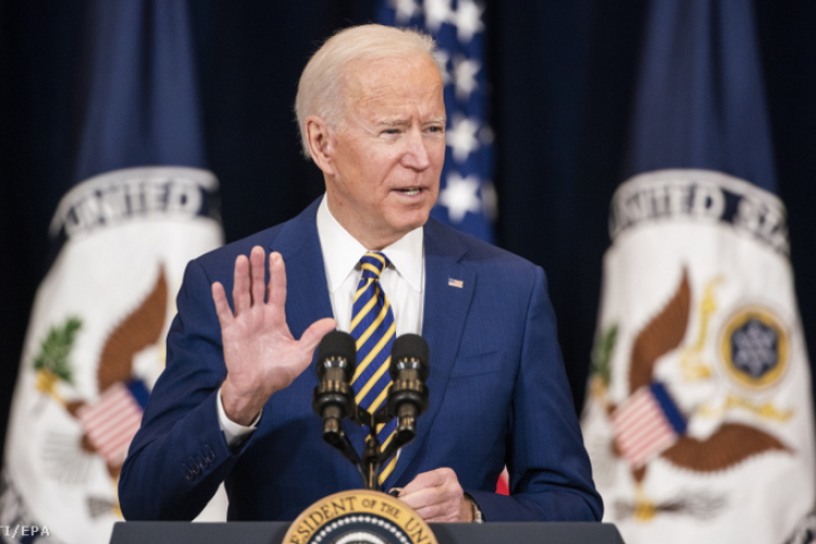 Elnöki kegyelemben részesítette Joe Biden a fiát, Huntert, akit a bíróság két büntetőügyben bűnösnek talált