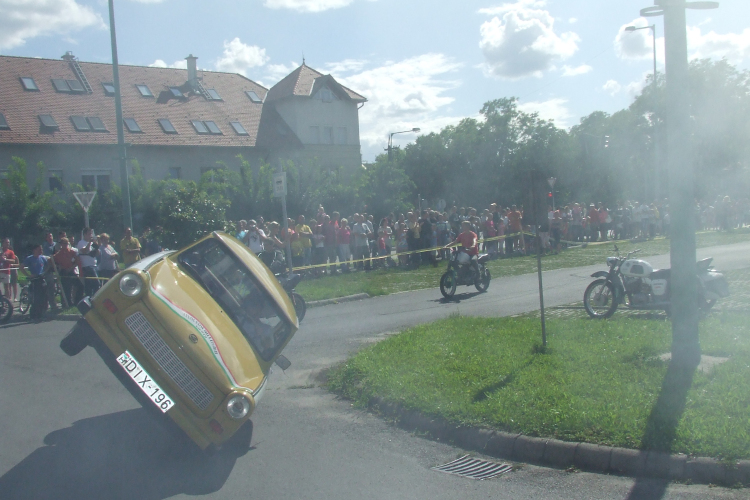 Jótékonysági Oldalkocsis és Motoros Találkozó