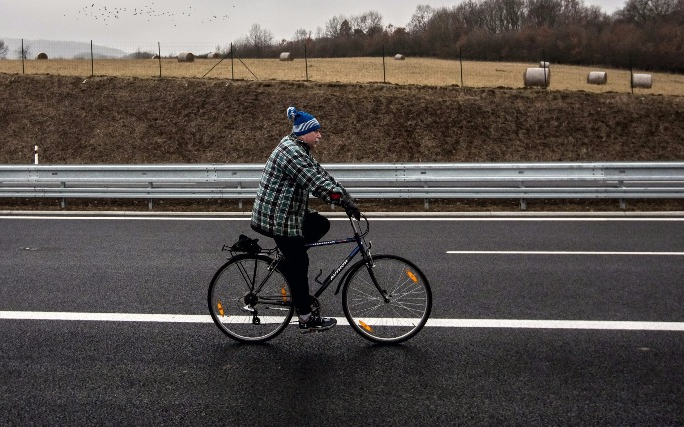 Jön az igazán biciklisbarát KRESZ?