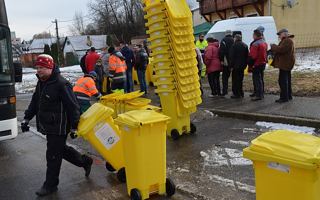 Ismét felvehető a sárga színű szelektív hulladékgyűjtő edényzet