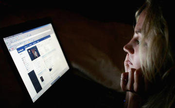 Titokban tartaná, hogy mikor van fent Facebookon és látta-e az üzeneteket?