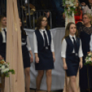 Szalagavató ünnepséget tartott a Móra Ferenc Gimnázium