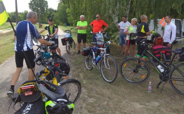 Több mint 300 km-t tekertek őseink útján