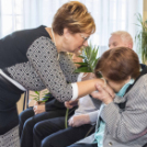 Vidám műsorral lepték meg az idősek otthona lakóit