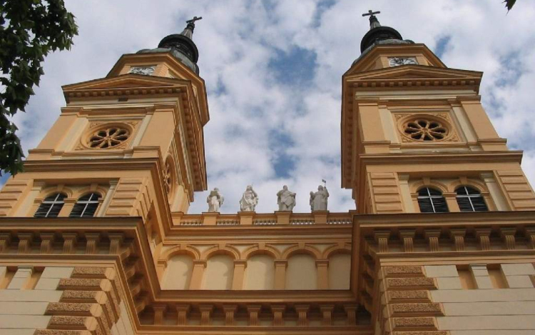 Hírek a Szent István templomból