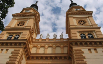 Hírek a Szent István Templomból