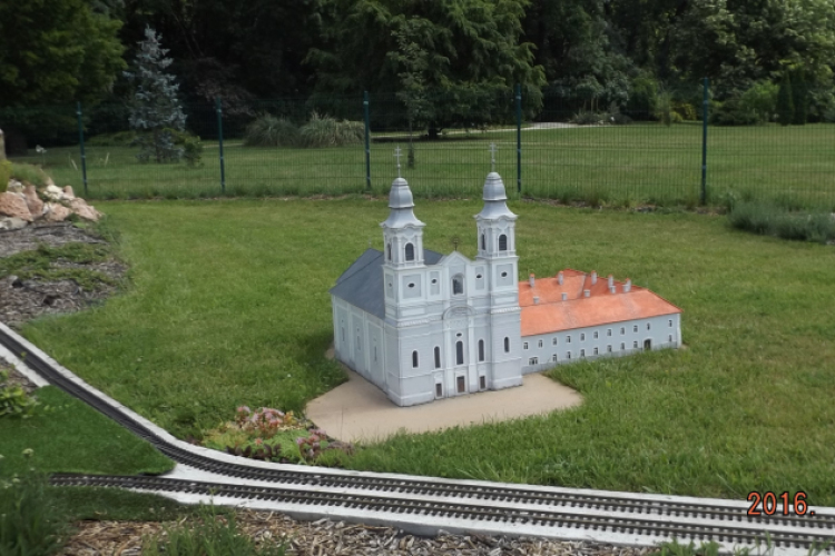 Hétvégi kiruccanás a Szarvasi Arborétum vadregényes tájain