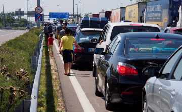 Erős forgalom várható a Csongrád megyei határátkelőhelyeken