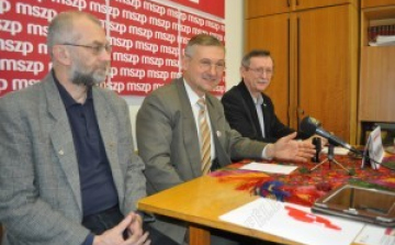 Ismét ringbe száll az országgyűlési képviselőségért dr. Garai István