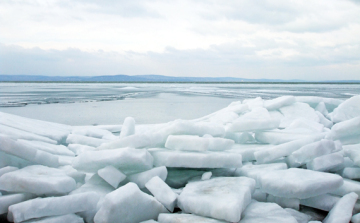 Ritka fotók a téli Balatonról: örökre benned marad a látvány