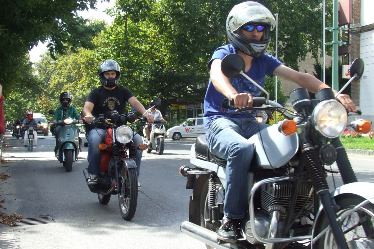 Jótékonysági Oldalkocsis és Motoros Találkozó