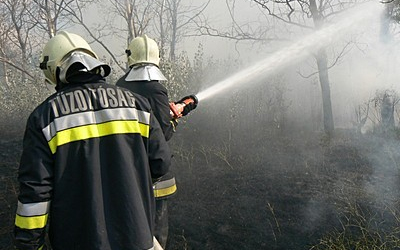 Tanyaépület égett a város határában