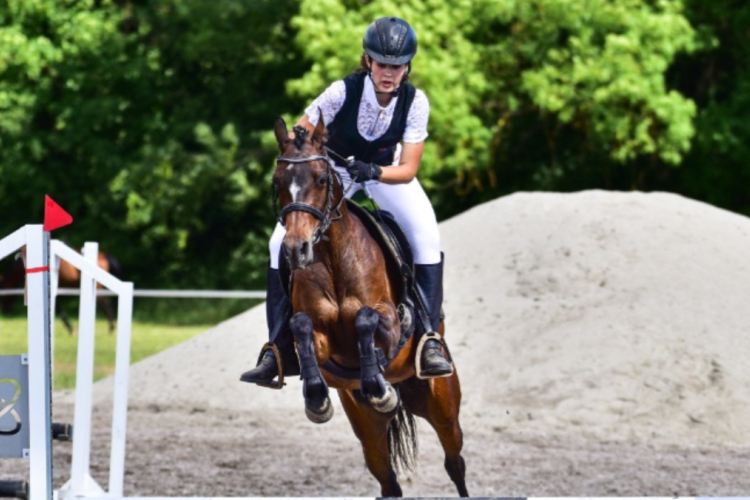 Eszter és Harriet ismét a dobogón