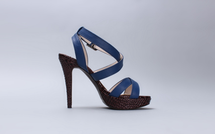 Hogy válasszunk sikeresen cipőt webáruházból?