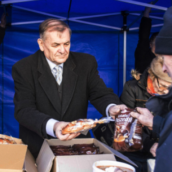 A szíveket is átmelegítette a székelykáposzta és a puszedli