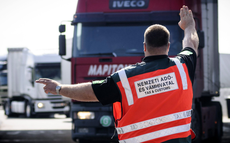 Máshogy adózunk a jövő héttől